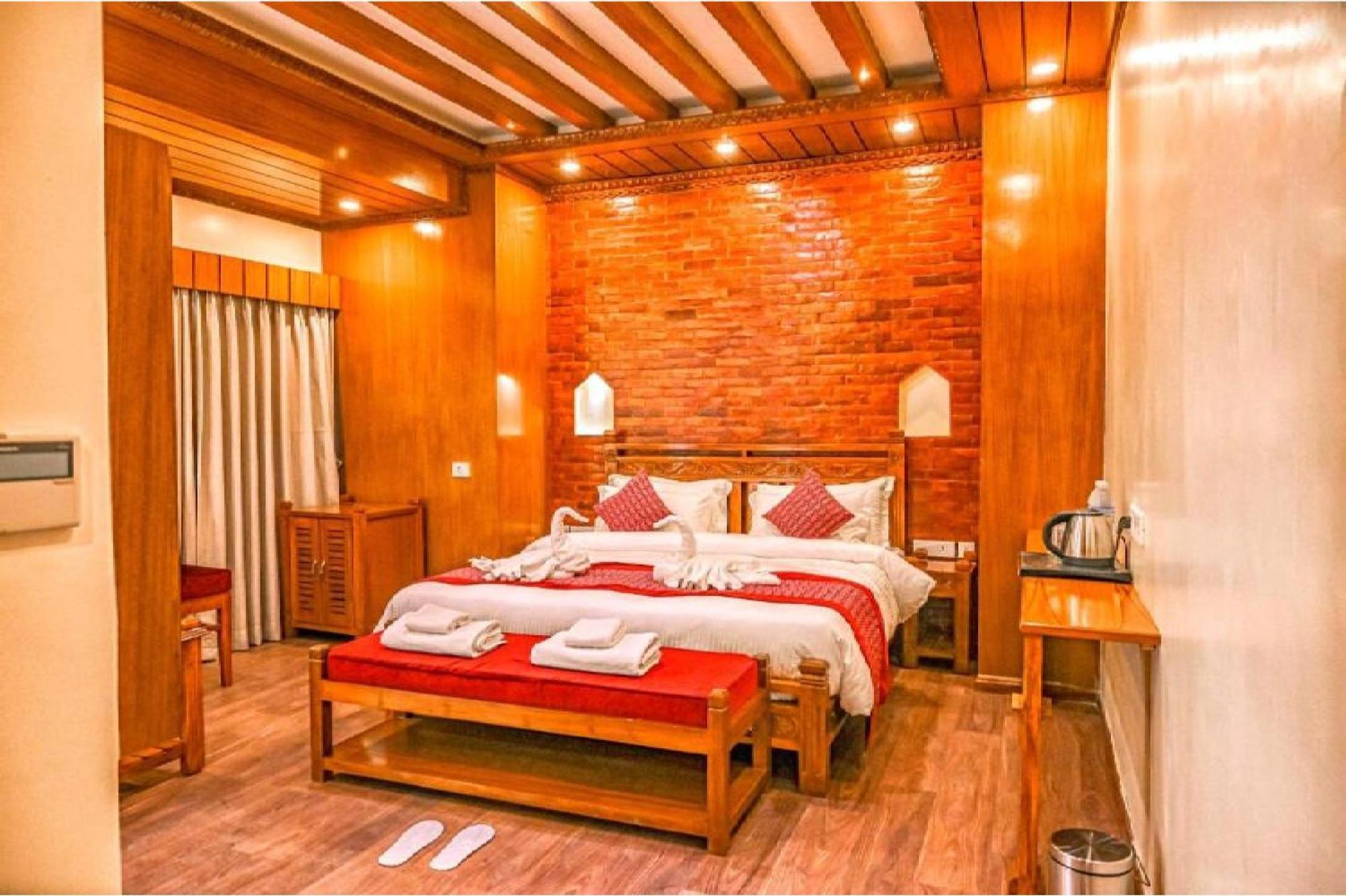 Surya Heritage Hotel Kathmandu Esterno foto